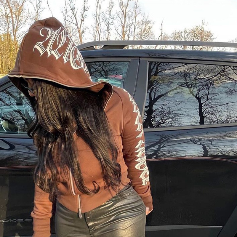 Sudadera corta con cremallera  - Streetwear Brand Y2K reseña y precio